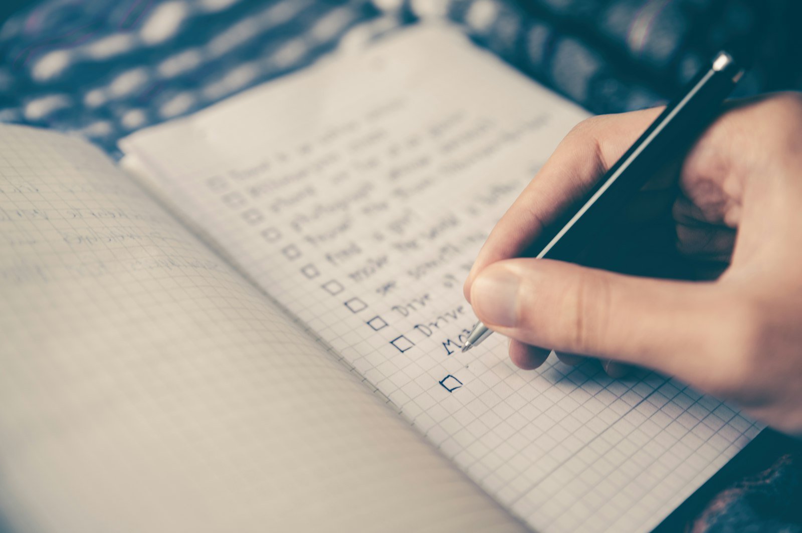 Timed checklist and notebook for shipping an MVP with AI coding tools