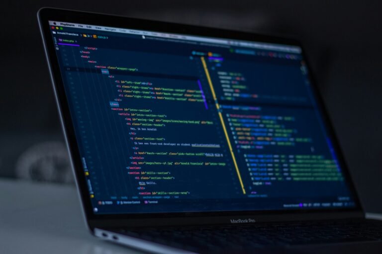Best Vibe Coding Tools in 2026: AI IDEs vs AI App Builders Compared